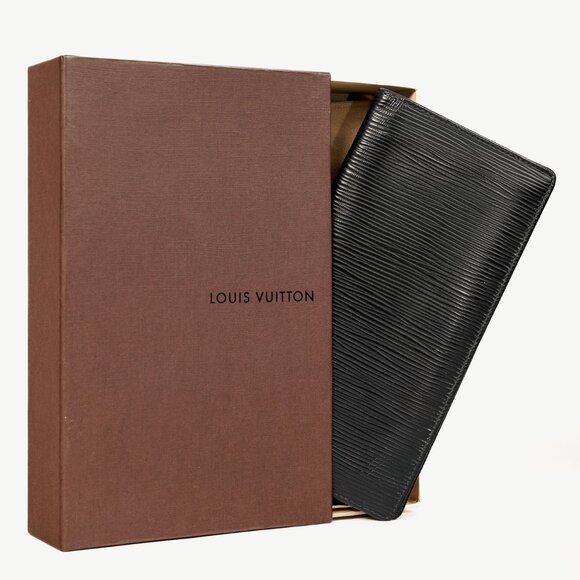 Louis Vuitton Brazza Black Epi Leather Wallet - Picture 9 of 9